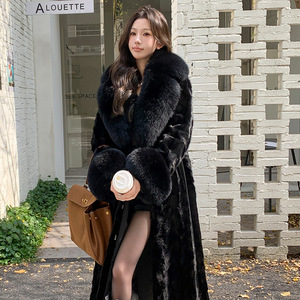 Nuovo <span class=keywords><strong>Cappotto</strong></span> Lungo in Pelliccia di <span class=keywords><strong>Visone</strong></span> Vintage da Donna Inverno 2025 con Collo in Pelliccia di Volpe Staccabile, Quattro Modi di Indossare - Product Image 2