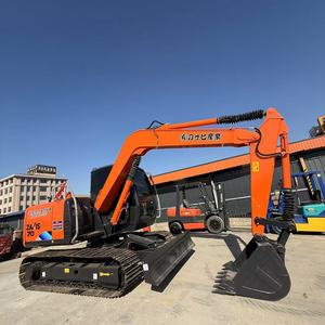 Excavatrice moyenne Hitachi ZX70 d'occasion, 5,85 tonnes, modèle 2023, de haute qualité, à vendre - Product Image 2