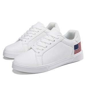 Logo personnalisé Vente en gros Chaussures de skateboard de style américain usagées avec drapeaux des États-Unis pour la marche Baskets décontractées blanches pour femmes et hommes - Product Image 6
