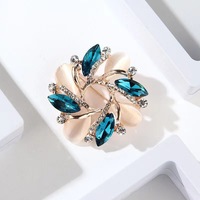 Bros Bunga Kristal Rhinestone Trendy, Bros Opal Mawar, Bros Pernikahan untuk Wanita, Bros Kerah, Bros Mantel, Corsage