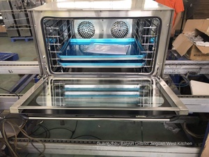 Four électrique à convection Jie Guan EB-8A à perspective complète pour usage commercial, 4 étagères, contrôle numérique du minuterie, acier inoxydable - Product Image 3