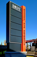 Cabine publicitaire modulaire éclairée par LED avec système de ventilation insonorisé pour centres commerciaux et stations de métro (étanche IP65)