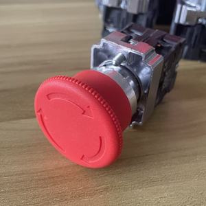 10A 1NC 2NC 1NO1NC Asansör 22mm IP65 Su Geçirmez Kilitlemeli Kırmızı İşaretli Mantar Acil Durdurma Butonu Elektrikli Makine Anahtarı - Product Image 3