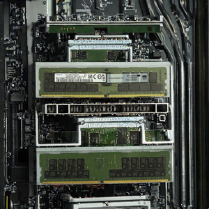 โมดูลแรมเซิร์ฟเวอร์ DDR4 ECC Registered RDIMM 2666MHz 1.2V 288 พิน สำหรับเดสก์ท็อปและเซิร์ฟเวอร์ มีสินค้าในสต็อก - Product Image 2