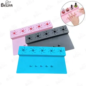 Wholesale Silicone Finger Divider 3 Colors Soft Silicone Anti Spill Nail Polish Accessories Tools Pad Nail Polish Bottle Holder