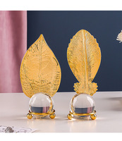 Accessoires de table nordiques modernes pour l'intérieur, en métal doré, artisanat d'art en forme de feuille, pièces de décoration intérieure, cristal de luxe, vente en gros