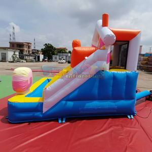 Castillo inflable comercial para niños con tobogán acuático y zona de saltos, ideal para heladerías. - Product Image 4