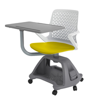 Chaise de formation moderne pour étudiants Roues pivotantes en plastique Mobilier scolaire pour utilisation en classe pour l'école de la tablette d'écriture Node