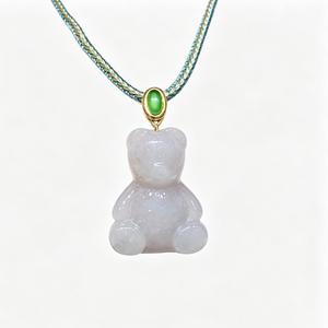 Pendentif de luxe en or 18 carats avec jadeite birmane naturelle de qualité A HENG YUET, bijoux pour femmes pour le quotidien et les cadeaux - Product Image 1