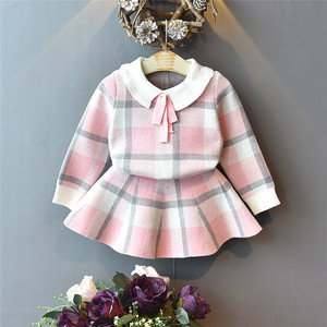 Modelo de Ropa Infantil Coreana de Moda, Camiseta de Algodón Mercerizado con Efecto Ilusión y Falda Circular - Product Image 1