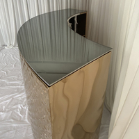Comptoir de bar moderne de luxe en acier inoxydable avec hauteur pour les événements, table de mariage