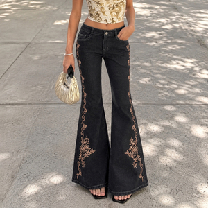 Jean évasé taille basse brodé floral vintage médiéval pour femme, coupe bootcut amincissante, pantalon en denim tendance - Product Image 2