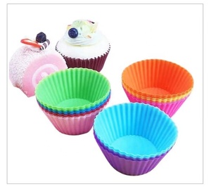 Bestseller: Wiederverwendbare Runde Silikon-Muffinförmchen in Regenbogenfarben, Lebensmittelechte Cupcake-Förmchen für die Küche, Backzubehör und Kuchenformen - Product Image 4
