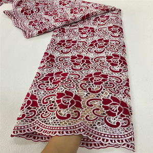 Tela Bordada Floral de Guipur Hecha a Mano, Moda Nigeriana para Mujer, Ecológica, 5 Yardas, Diseño Africano - Product Image 1