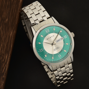 Montre analogique à quartz de luxe pour hommes d'affaires avec accents de diamants et de moissanite, bracelet en <span class=keywords><strong>cuir</strong></span>, boîtier en acier inoxydable, résistante à l'eau - Product Image 4