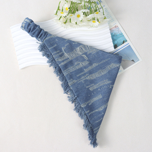 <span class=keywords><strong>Bandana</strong></span> a triangolo Unisex di moda estiva personalizzata alla rinfusa per attività all'aperto accessori per <span class=keywords><strong>capelli</strong></span> <span class=keywords><strong>con</strong></span> impugnatura all'interno del fazzoletto - Product Image 3