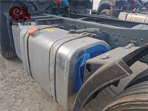 Camion tracteur d'occasion <span class=keywords><strong>Sinotruk</strong></span> <span class=keywords><strong>Howo</strong></span> 6X4 371Hp 420HP 375HP - Product Image 2