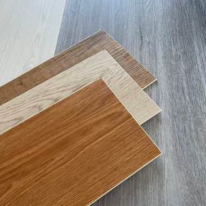 Revêtement <span class=keywords><strong>de</strong></span> sol SPC super imperméable, écologique, résistant à l'usure <span class=keywords><strong>de</strong></span> qualité AC4, antidérapant, design imitation bois pour salle <span class=keywords><strong>de</strong></span> sport - Product Image 1