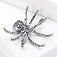 Broches araignée noire pour femmes avec strass insecte broche perle bijoux pour été mode Cool accessoires-idée cadeau parfaite