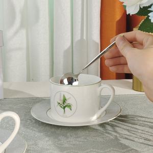 Juego de Taza y Platillo de Porcelana Fina con Diseño Minimalista Europeo de Lirio de los Valles, ¡Gran Venta! - Product Image 5