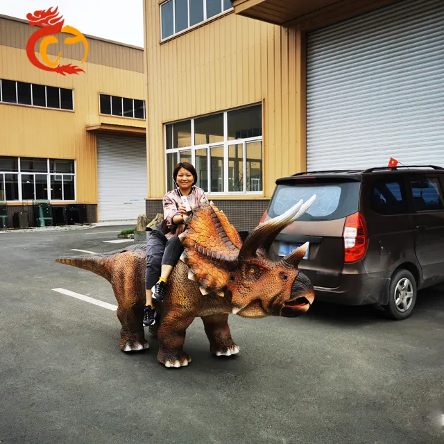 3d new animatronic park walking triceratops ride dinosaur for park