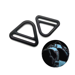 Boucle à trois glissières en alliage de zinc de haute qualité, personnalisable en gros, avec anneau en D incurvé, multicolore, réglable, durable pour ceinture - Product Image 2