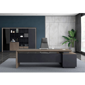Juego de Escritorios de Oficina Modernos de Lujo Estilo Occidental, Incluye Sillas y Armarios para Escritorio de Director Ejecutivo, Proveedor de Fábrica de Foshan - Product Image 1