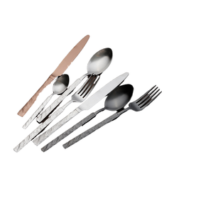 Set <span class=keywords><strong>di</strong></span> Posate Moderno <span class=keywords><strong>di</strong></span> Lusso Ecologico, Elegante Servizio da Tavola con Manico Effetto <span class=keywords><strong>Pietra</strong></span> Striata, Acciaio Inossidabile Lucido Opaco Argento - Product Image 1