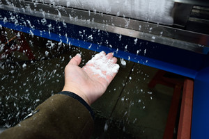 Công viên giải trí băng và tuyết Máy làm tuyết nhân tạo trong nhà công viên giải trí tuyết rơi máy - Product Image 6