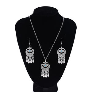 Conjunto de Collar y Pendientes de Aleación Vintage Étnico Kazajo con Diseño de Luna para Mujer, Accesorios de Fotografía para Turismo en Xinjiang <span class=keywords><strong>Kashgar</strong></span> - Product Image 6