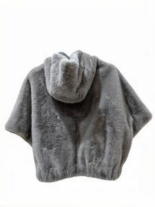 Giacca Corta Invernale da Donna con Cappuccio e Maniche a Pipistrello in Finta <span class=keywords><strong>Pelliccia</strong></span> di Visone <span class=keywords><strong>Grigio</strong></span> Argento, Ecologica in Poliestere, Spessa, con Zip, Vendita all'Ingrosso - Product Image 5