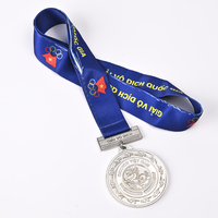 Coupe de trophée personnalisée pour vainqueurs, design vierge doré, pour course, football, soccer, sports, médailles et rubans personnalisés en métal, trophées, médailles