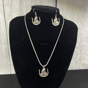 Figlie di Isis Sister oro Vintage placcato pendente semplice orecchino collana DOI antico ordine egiziano arabe gioielli nobili - Product Image 4