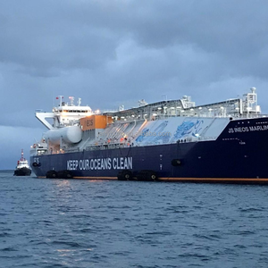 Garde-boue flottant en caoutchouc ISO17357 - Product Image 4