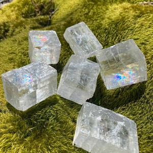 Cristal de Cuarzo Calcita Spar de Islandia Natural, Piedra en Bruto Tallada de Lujo, Cubo Arcoíris para Manualidades Decorativas - Product Image 5