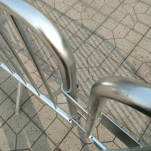 Vente en gros au meilleur <span class=keywords><strong>prix</strong></span> barrière de route temporaire galvanisée à chaud pour le contrôle des foules à vendre - Product Image 2
