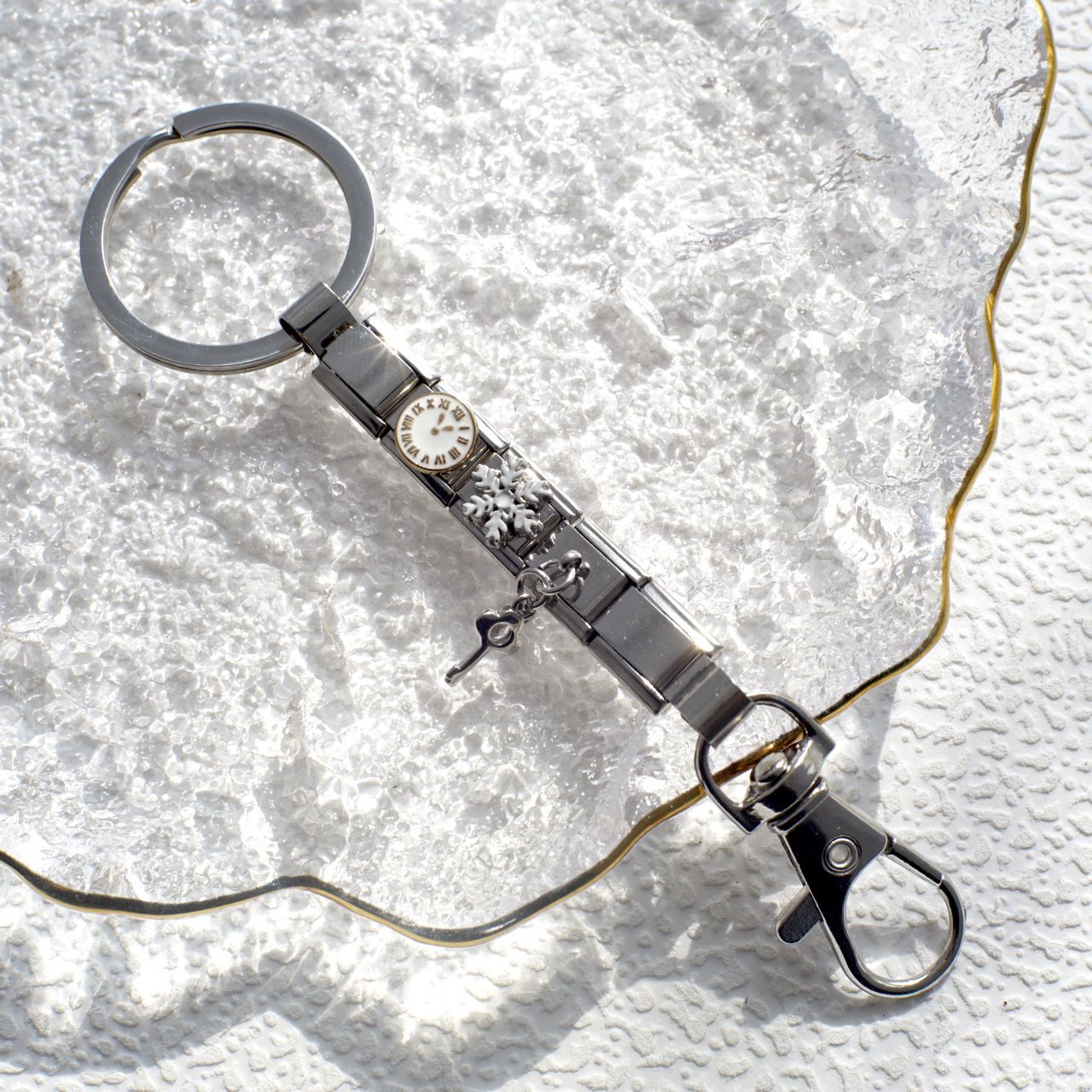 กุญแจเกล็ดหิมะ