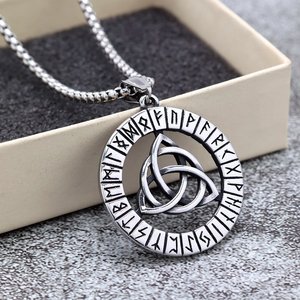 Collar nórdico de acero inoxidable con colgante de runas vikingas y diseño de nudo celta para hombre, joyería de regalo - Product Image 2