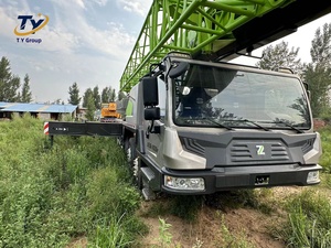 Grúa sobre Camión Zoomlion ZTC500A-1 Usada, 50 Toneladas, Año 2022, Equipo de Elevación Hidráulico, 2000 Horas de Trabajo, Maquinaria de Ingeniería - Product Image 1