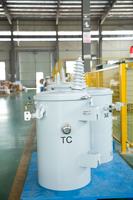 Transformateur monophasé Acme Power Three 10 kV monté sur poteau avec réservoir étanche pour la distribution de l'énergie aérienne