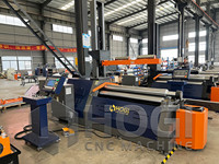 Cintreuse de tôles hydraulique HOGI à 4 rouleaux avec système de contrôle basé sur un PLC, capable de stocker plusieurs programmes et facile à utiliser.