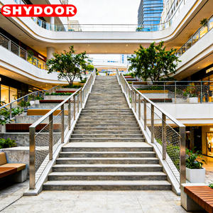 Clôture en treillis métallique en acier inoxydable de qualité industrielle |   Clôture de sécurité robuste |   Personnalisable selon votre conception et vos dimensions - Product Image 2