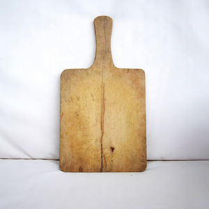 Tabla de Cortar Rectangular de Madera Artisan Artizon Studio - Sostenible y Reutilizable, Apta para Lavavajillas, para Preparación y Exhibición de Alimentos - Product Image 1