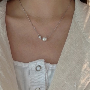 Collar con Colgante de Cruz y Perla de Plata de Ley S925 Dylam, con Circonita 5A, Diseño Geométrico Simple - Suministro Directo de Fábrica - Product Image 4
