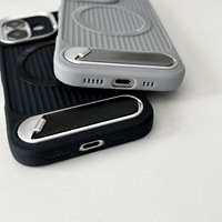 2025 nouvelles tendances en gros étuis de téléphone portable étanches avec support pliant cadre de caméra pour IPhone17 16 16promax 15pro