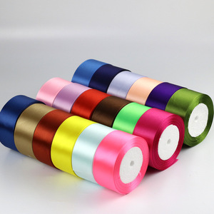 <span class=keywords><strong>Cinta</strong></span> <span class=keywords><strong>de</strong></span> satén <span class=keywords><strong>de</strong></span> una cara <span class=keywords><strong>de</strong></span> 40mm, 4 cm <span class=keywords><strong>de</strong></span> ancho, 25 yardas <span class=keywords><strong>de</strong></span> largo, <span class=keywords><strong>cinta</strong></span> <span class=keywords><strong>de</strong></span> satén <span class=keywords><strong>de</strong></span> seda para envolver flores - Product Image 1
