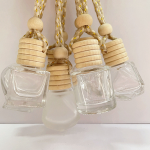 8ml Clear Glass Luxury Elegant Design Car Perfume <b>Bottles</b> Empty Diffuser Screw Cap Screen Printing Hanging <b>Bottle</b> - Product Image 5