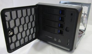 Serveur NAS Armortec à châssis industriel, très demandé, pour la maison et le SOHO, 16 Go de RAM, processeur Quad Core J3455 Max. Disque dur TB 4 baies Quad Core - Product Image 4