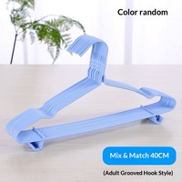 Porte-vêtements moderne minimaliste en plastique avec crochets pour chambre à coucher, armoire, usage adulte