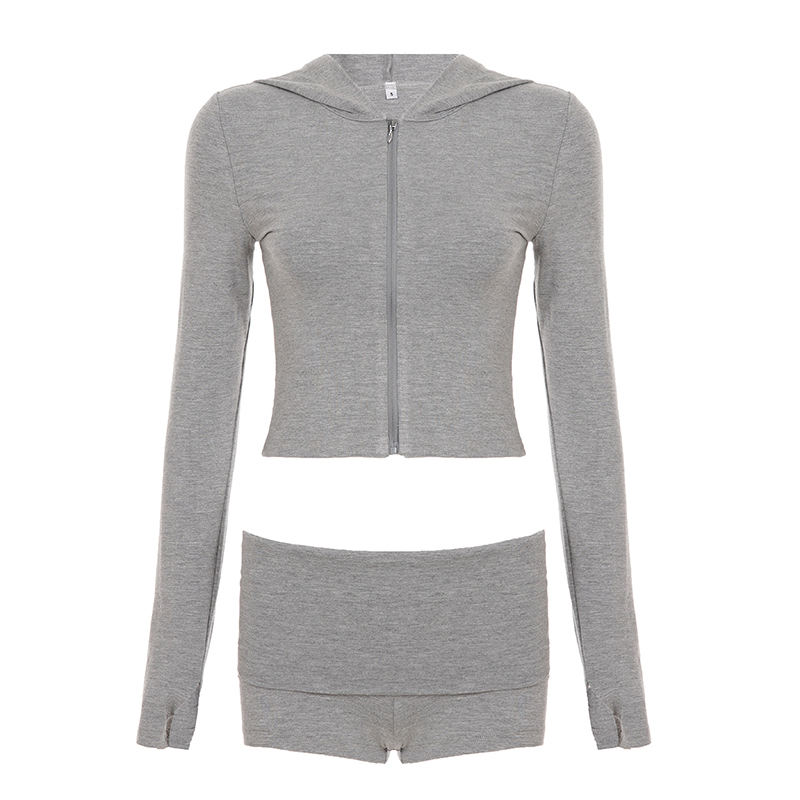 สีเทาเข้ม